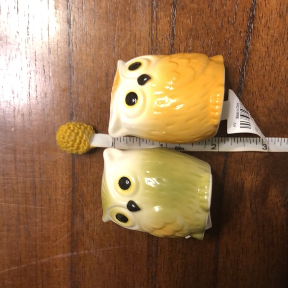Owls Mini Salt & Pepper Shakers - Picture 2 of 10
